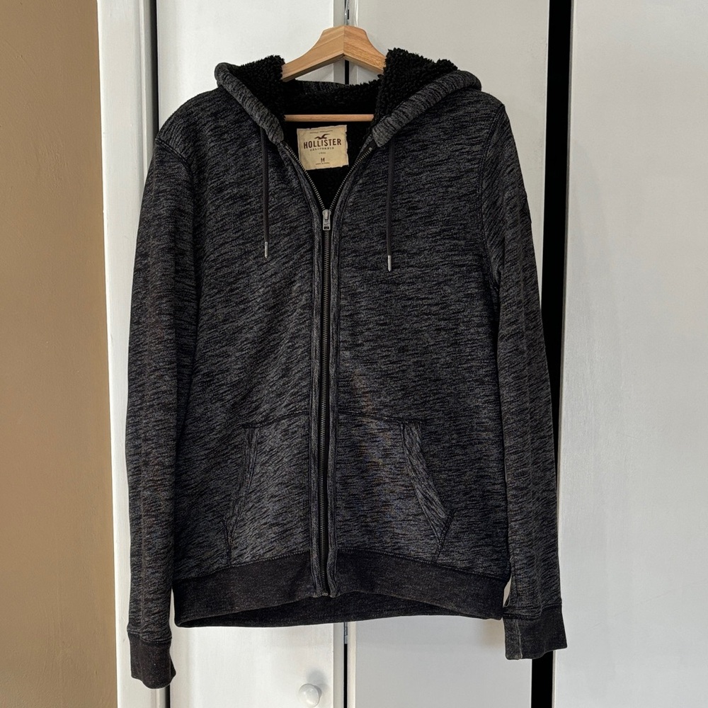 Hollister Men's Charcoal Zip-Up Sweater